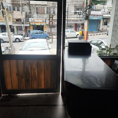 Hotel Sunny International 贾姆穆 外观 照片