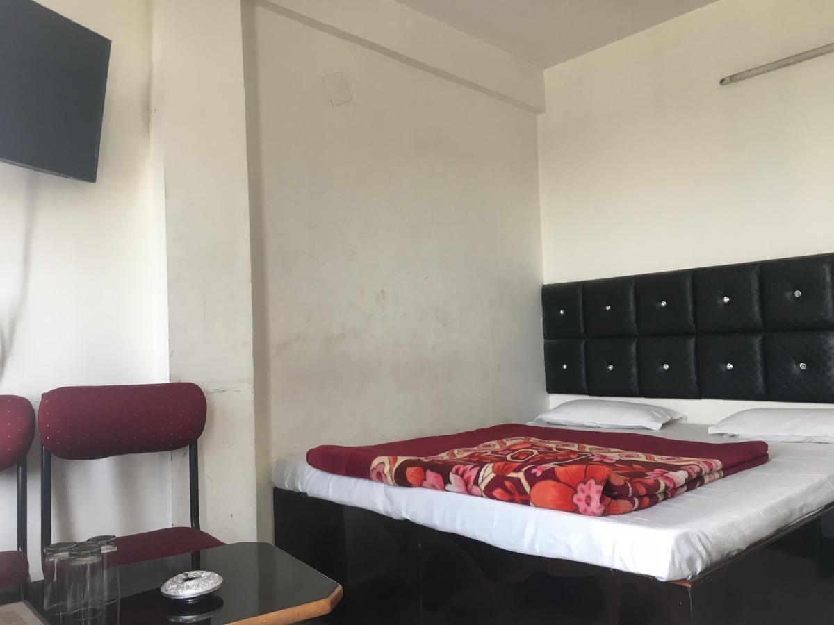 Hotel Sunny International 贾姆穆 外观 照片